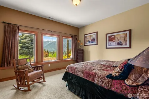 10665 North Road Leavenworth WA 98826