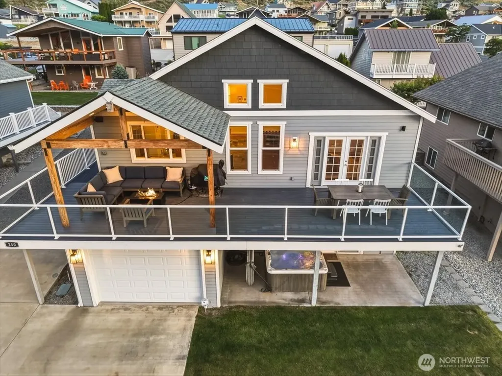 240 W Marine View Drive Orondo WA 98843