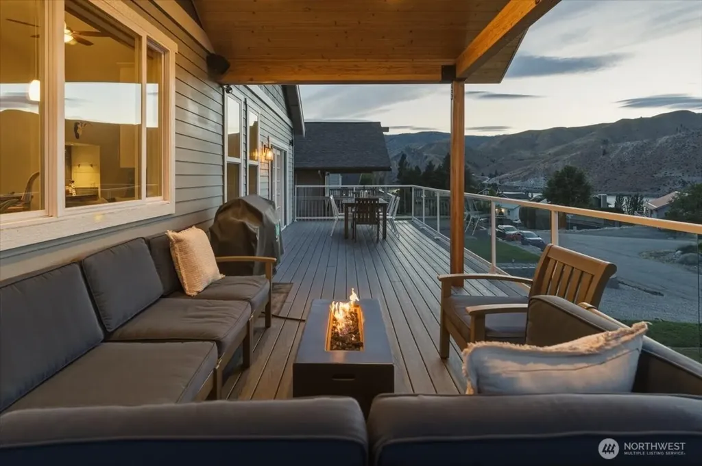 240 W Marine View Drive Orondo WA 98843