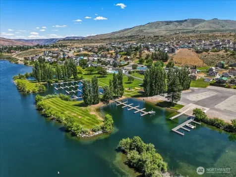 240 W Marine View Drive Orondo WA 98843