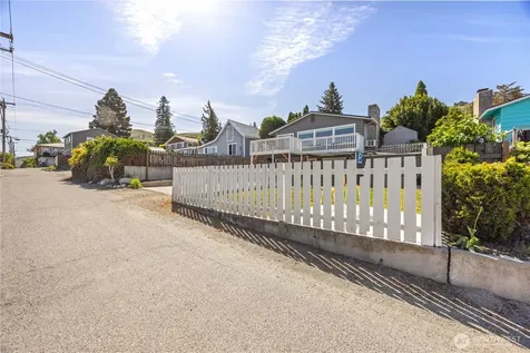 2316 W Prospect Street Chelan WA 98816