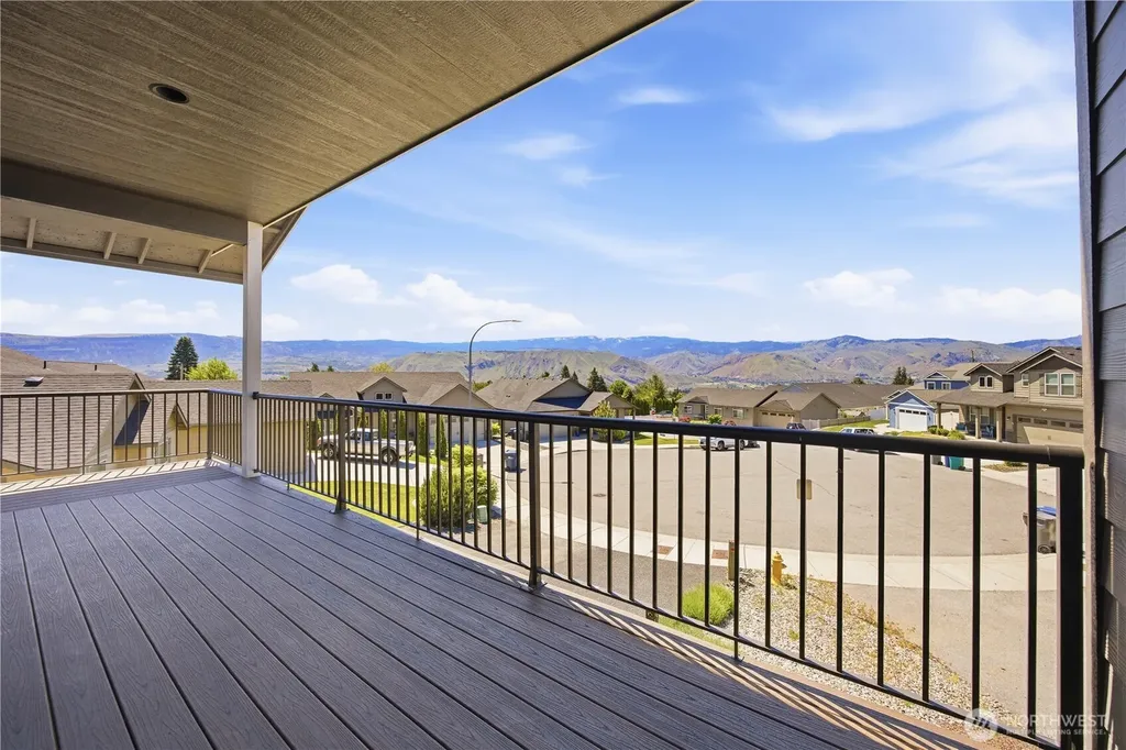 827 Madeleine Court East Wenatchee WA 98802