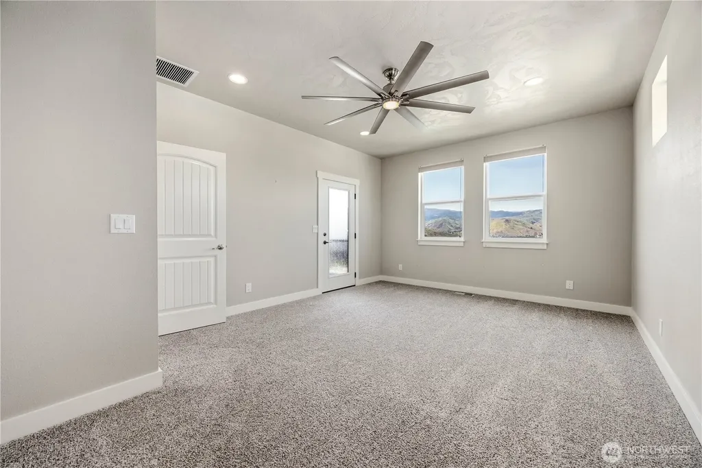 827 Madeleine Court East Wenatchee WA 98802