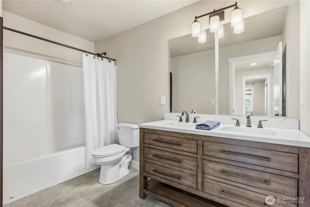 827 Madeleine Court East Wenatchee WA 98802