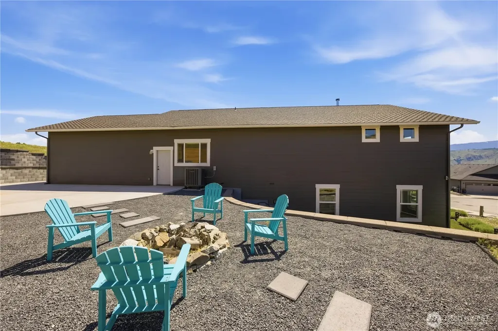 827 Madeleine Court East Wenatchee WA 98802