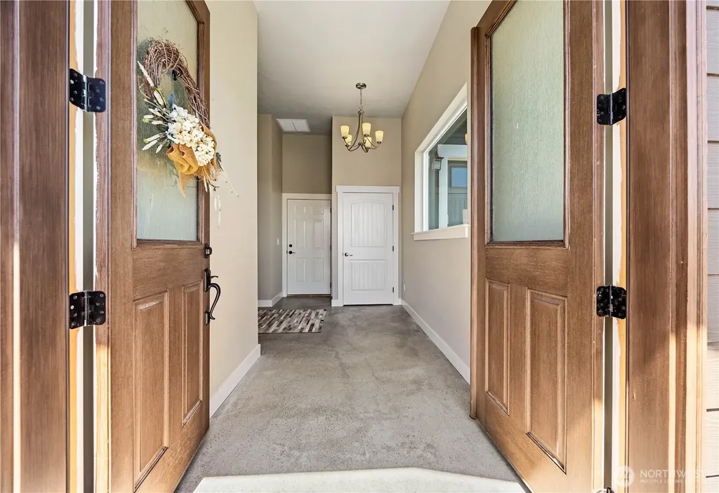 827 Madeleine Court East Wenatchee WA 98802