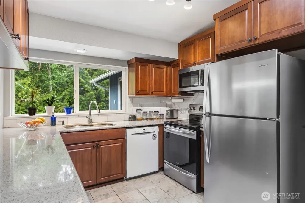 7485 Glacier Ridge Place SE Port Orchard WA 98367