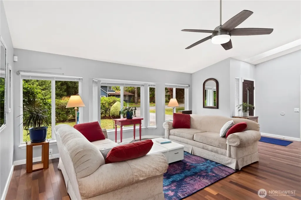 7485 Glacier Ridge Place SE Port Orchard WA 98367