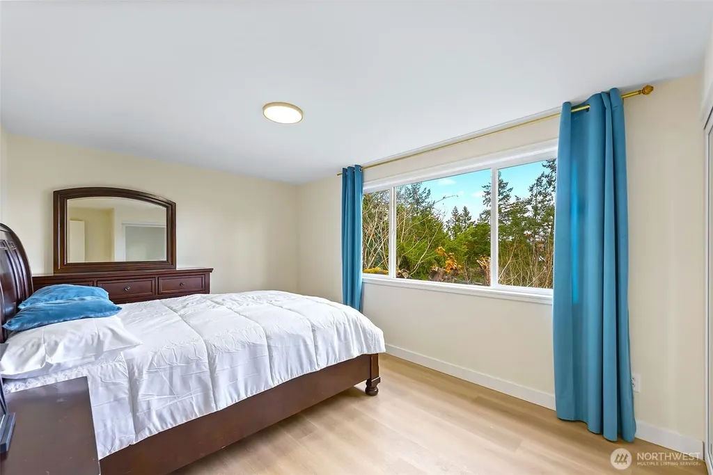 110 174th Place NE Bellevue WA 98008