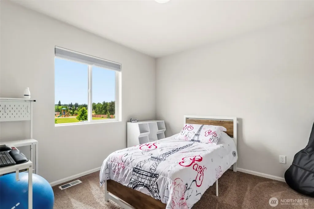 15187 Iverson Loop SE Yelm WA 98597