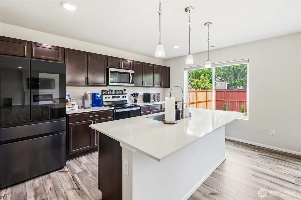 15187 Iverson Loop SE Yelm WA 98597