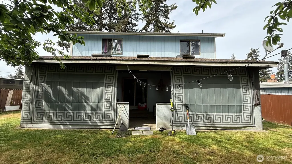 1518 104th St S Tacoma WA 98444