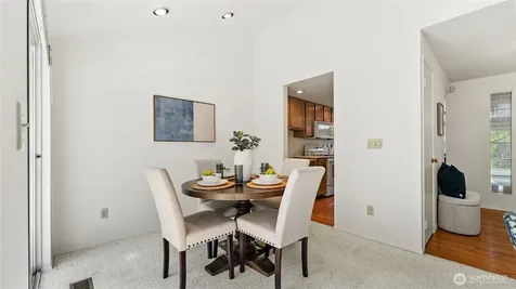 6614 113th Place SE Bellevue WA 98006