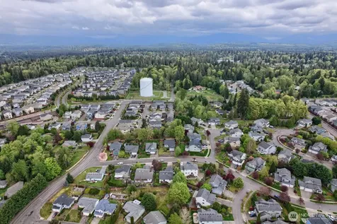 25920 202nd Avenue SE Covington WA 98042