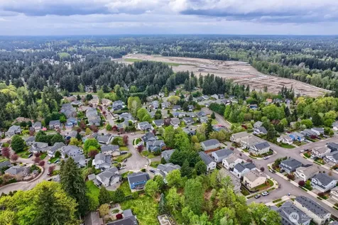 25920 202nd Avenue SE Covington WA 98042