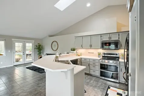 25920 202nd Avenue SE Covington WA 98042