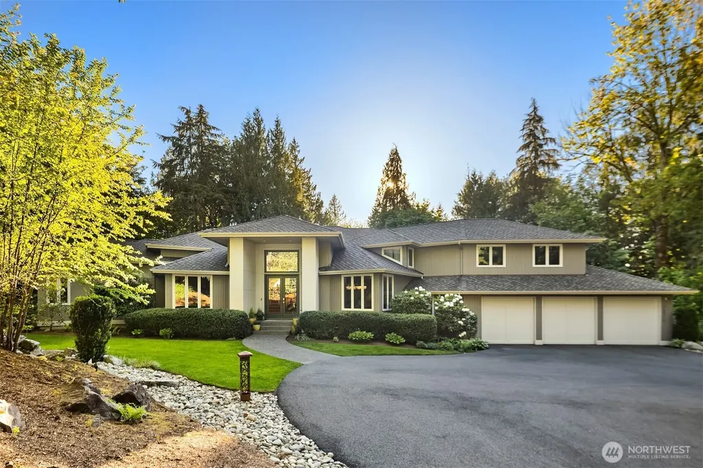 16915 226th Avenue NE Woodinville WA 98077