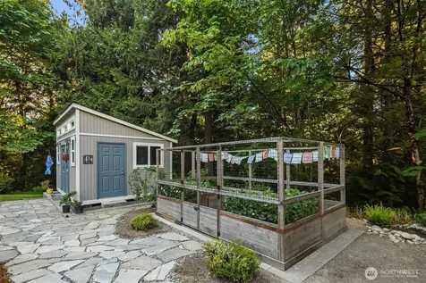 16915 226th Avenue NE Woodinville WA 98077