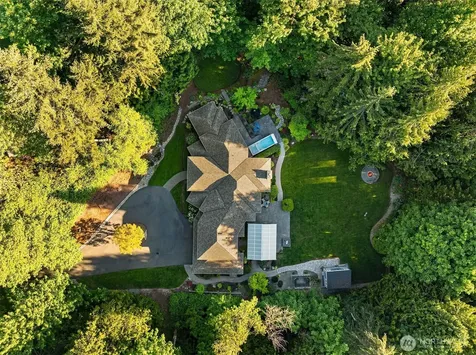 16915 226th Avenue NE Woodinville WA 98077