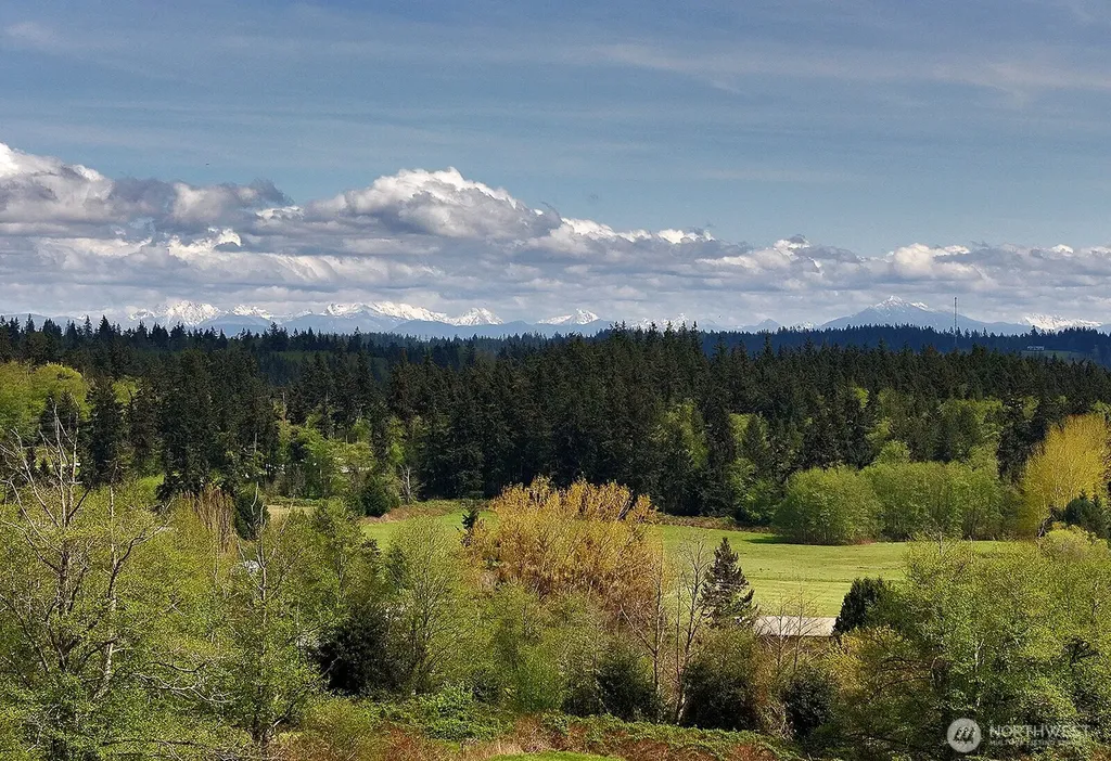 1864 Scenic Avenue Freeland WA 98249