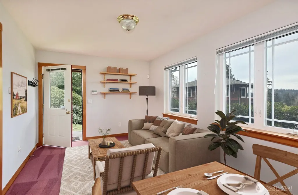 1864 Scenic Avenue Freeland WA 98249