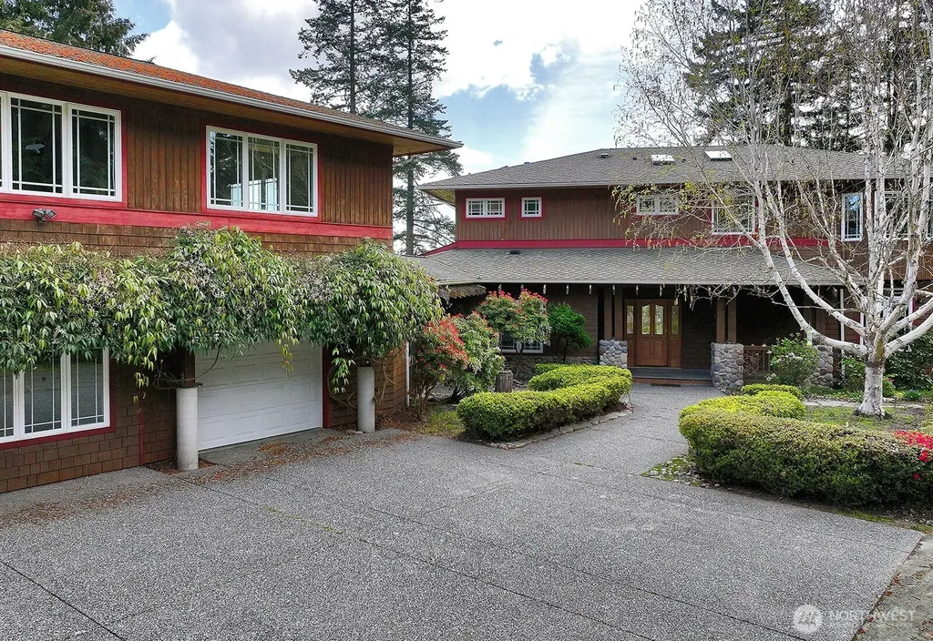 1864 Scenic Avenue Freeland WA 98249