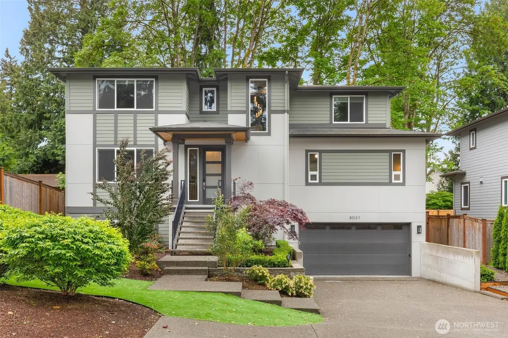 8021 NE 127th Lane Kirkland WA 98034