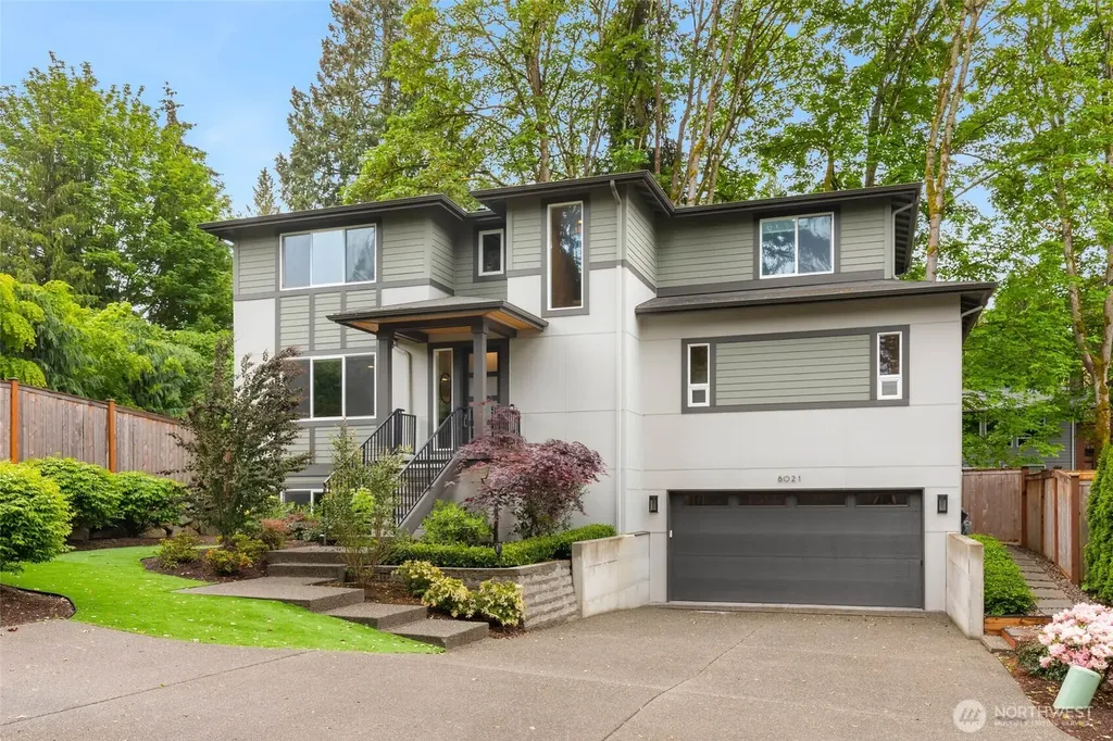 8021 NE 127th Lane Kirkland WA 98034
