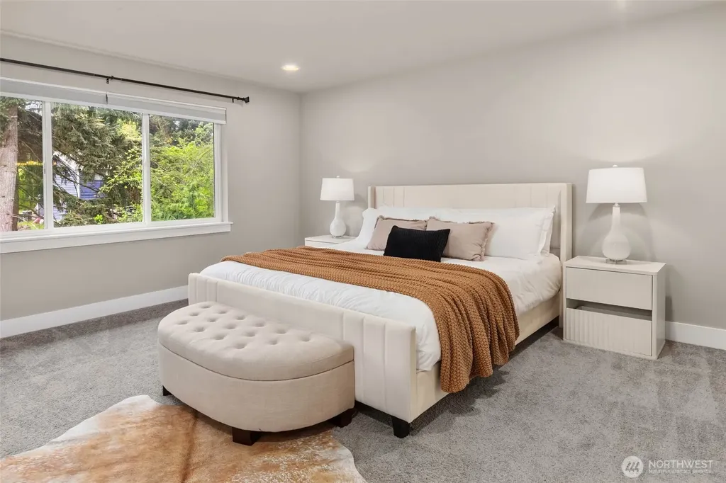 8021 NE 127th Lane Kirkland WA 98034