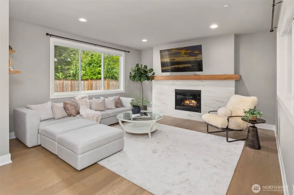 8021 NE 127th Lane Kirkland WA 98034