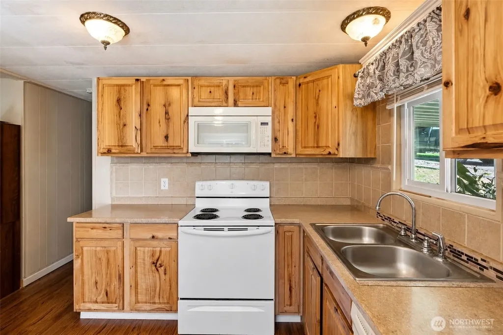 16300 NE State Highway 305 Poulsbo WA 98370
