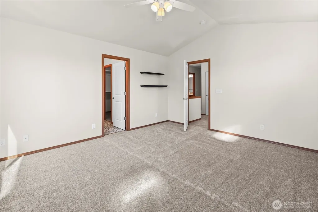 2647 19th Street Bremerton WA 98312