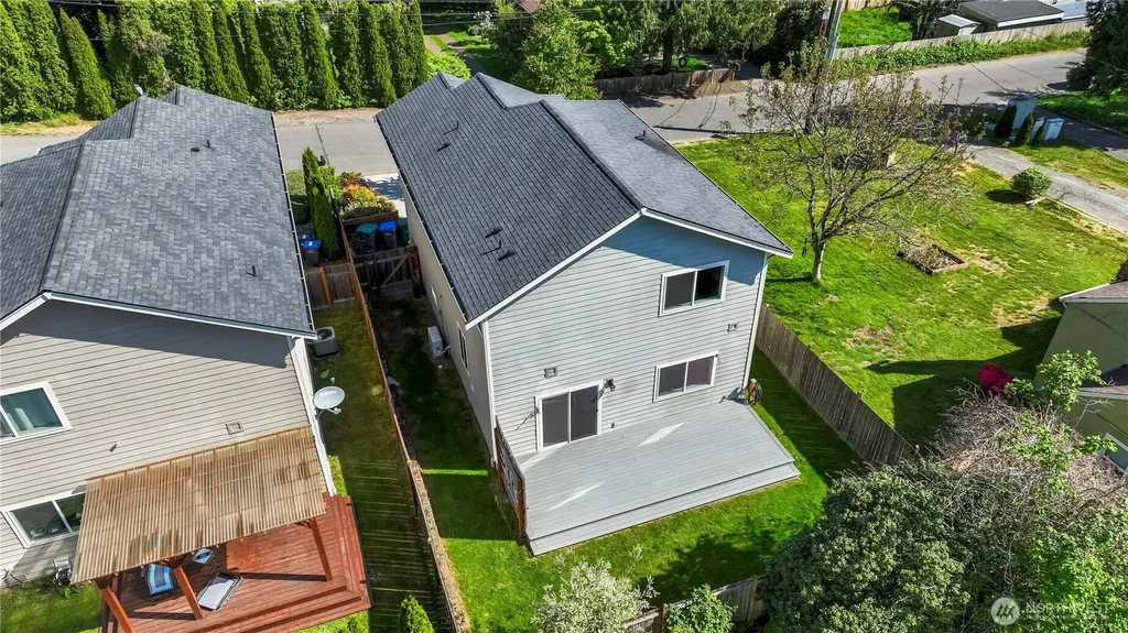 2647 19th Street Bremerton WA 98312