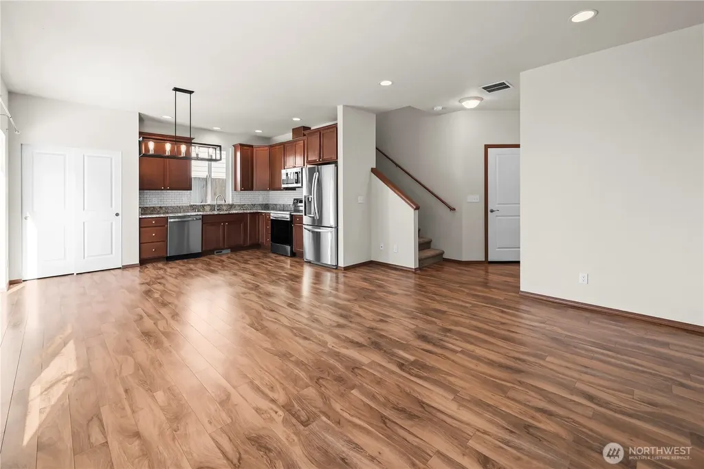 2647 19th Street Bremerton WA 98312