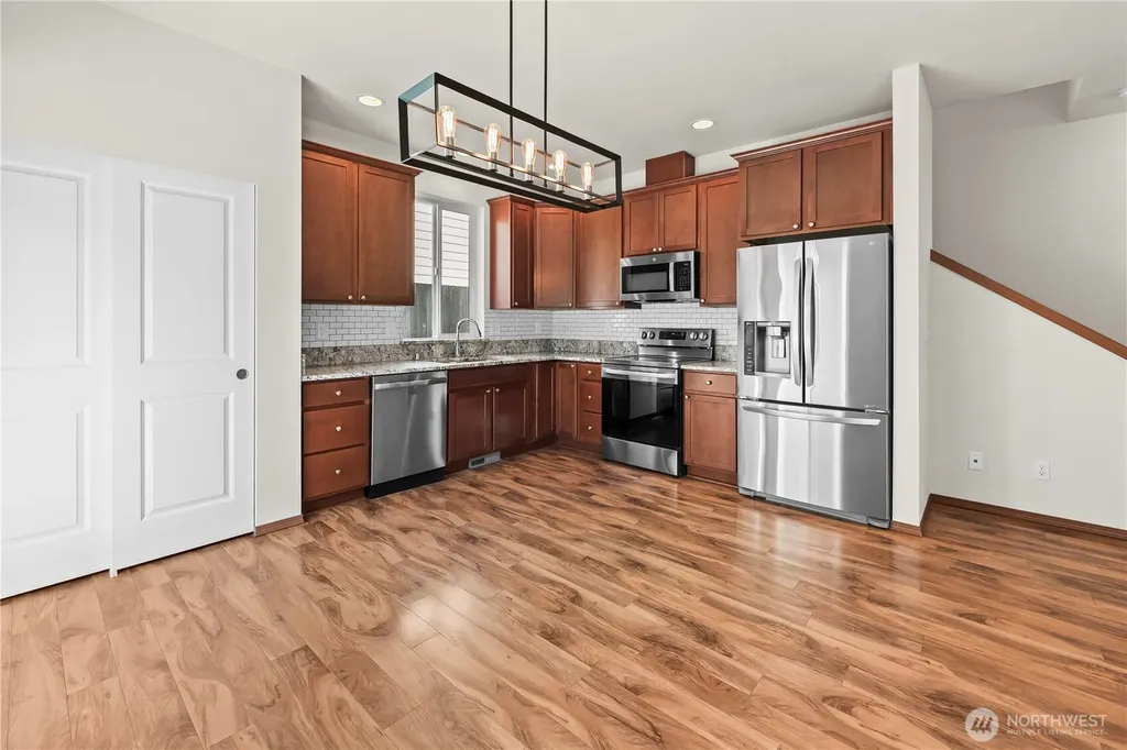 2647 19th Street Bremerton WA 98312
