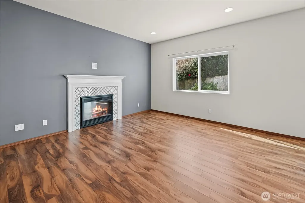 2647 19th Street Bremerton WA 98312