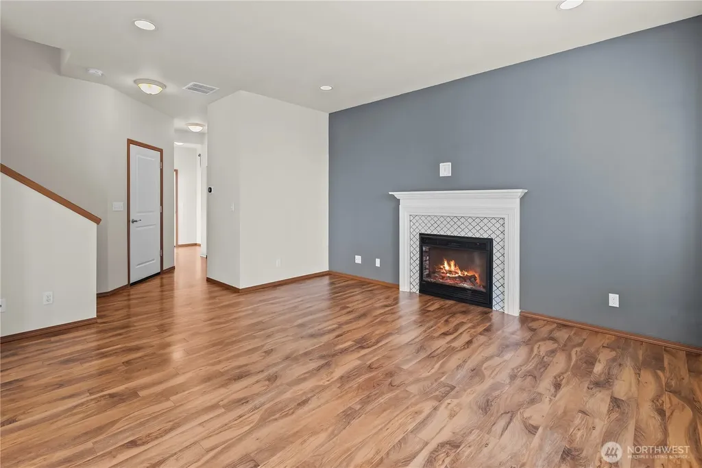 2647 19th Street Bremerton WA 98312