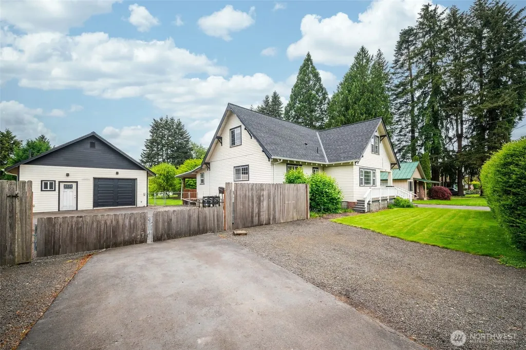 3083 Pine Street Longview WA 98632
