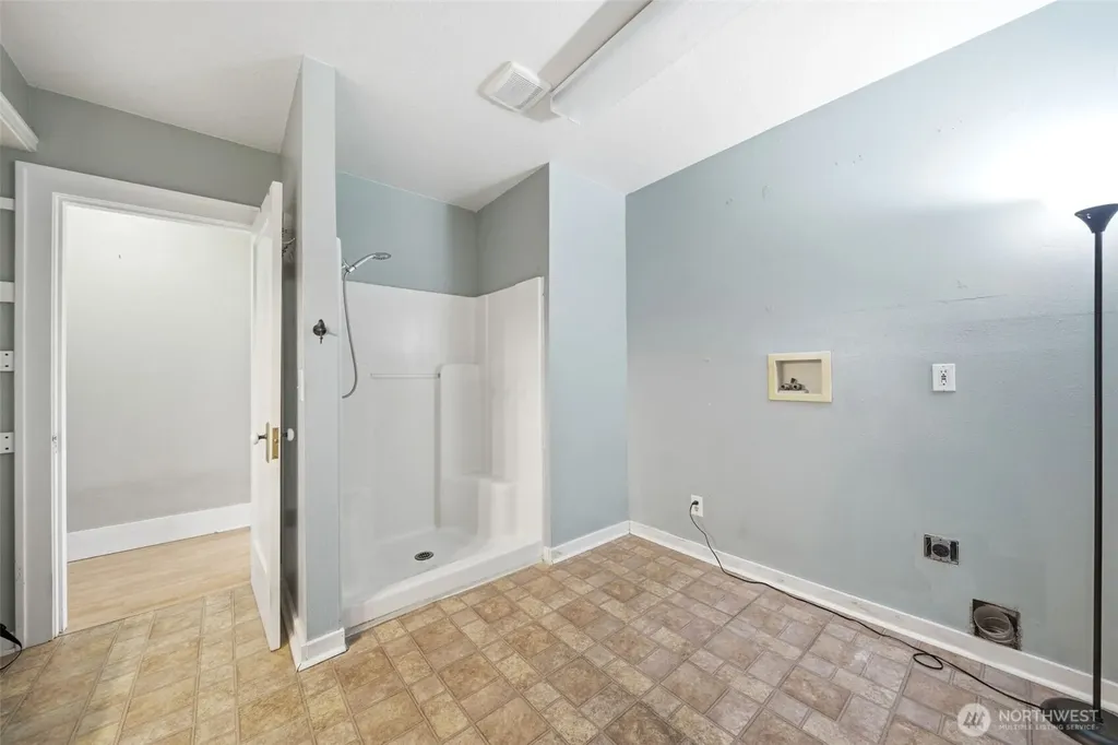3083 Pine Street Longview WA 98632