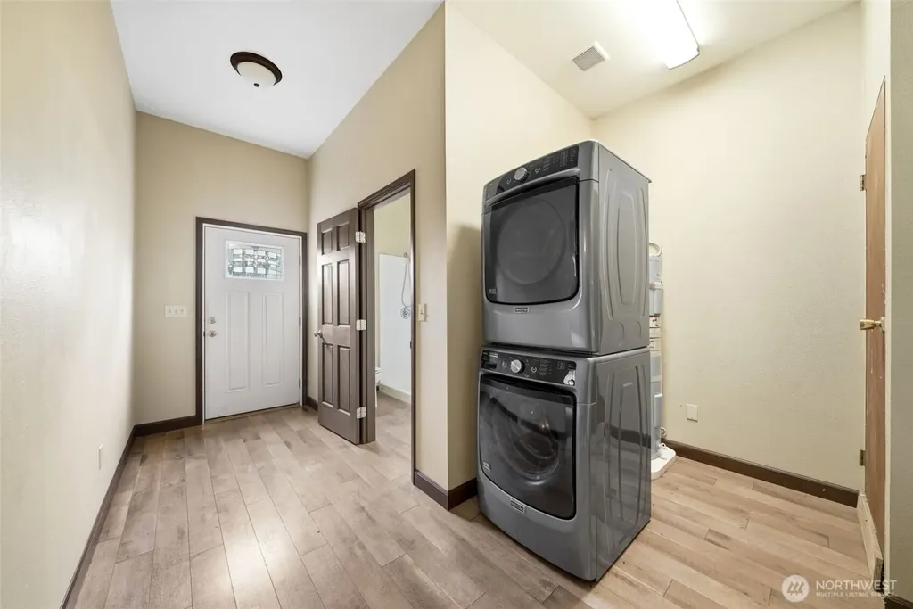 3083 Pine Street Longview WA 98632