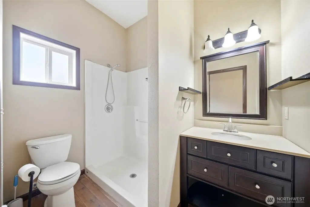 3083 Pine Street Longview WA 98632