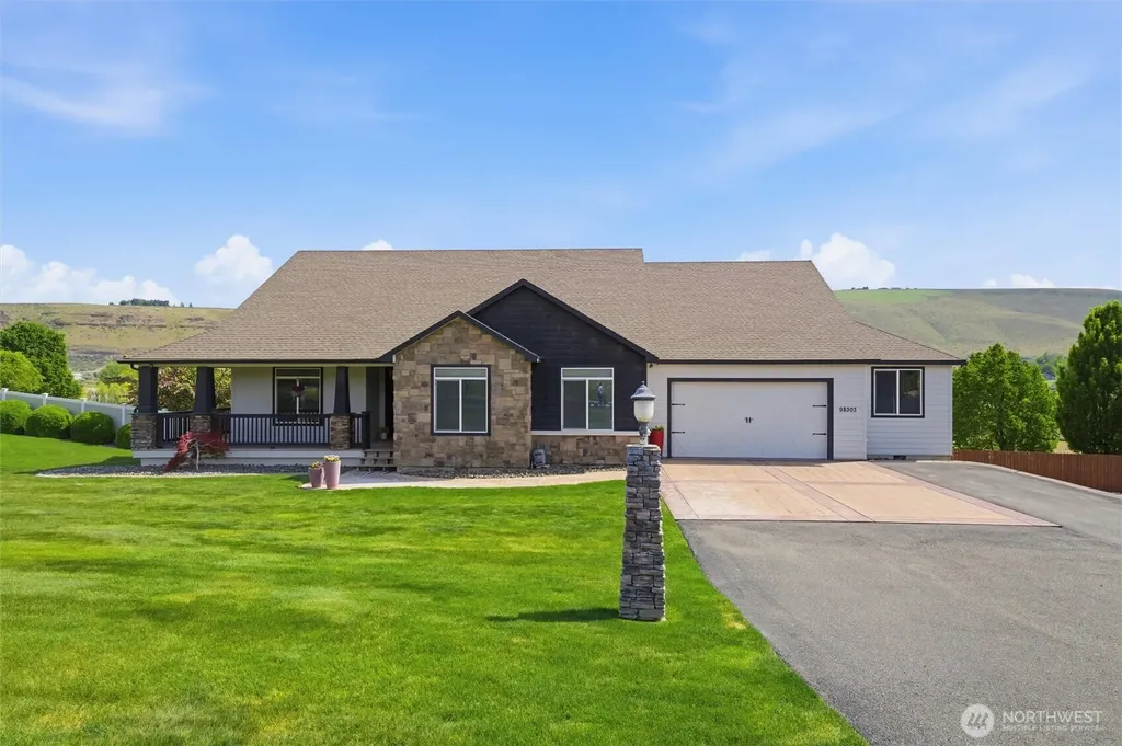 98303 Ridgeview Drive Kennewick WA 99338