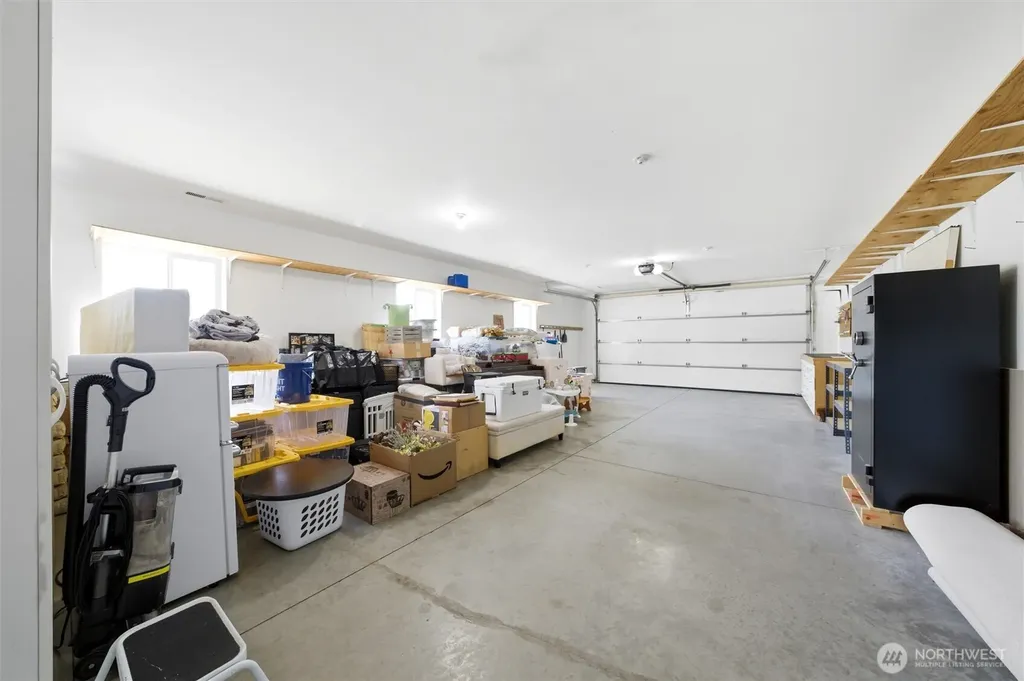 98303 Ridgeview Drive Kennewick WA 99338