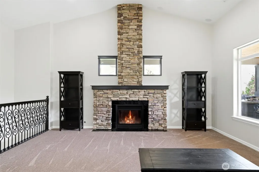 98303 Ridgeview Drive Kennewick WA 99338