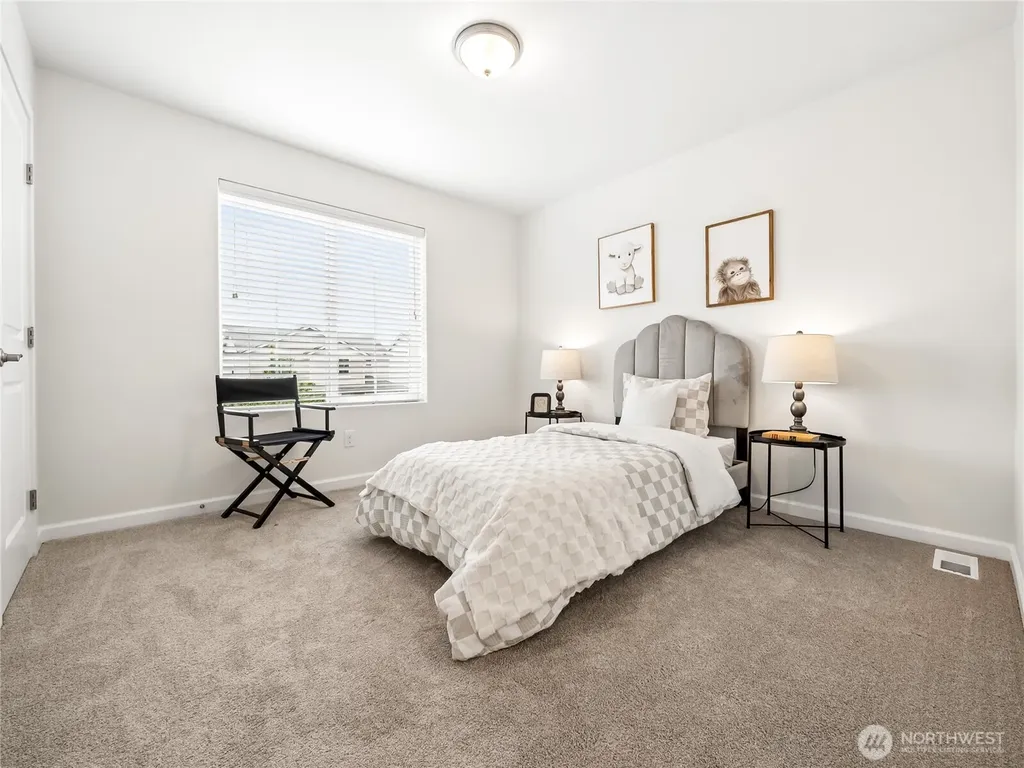 201 Grennan Lane N Enumclaw WA 98022