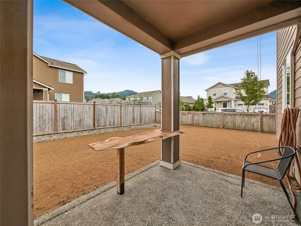 201 Grennan Lane N Enumclaw WA 98022