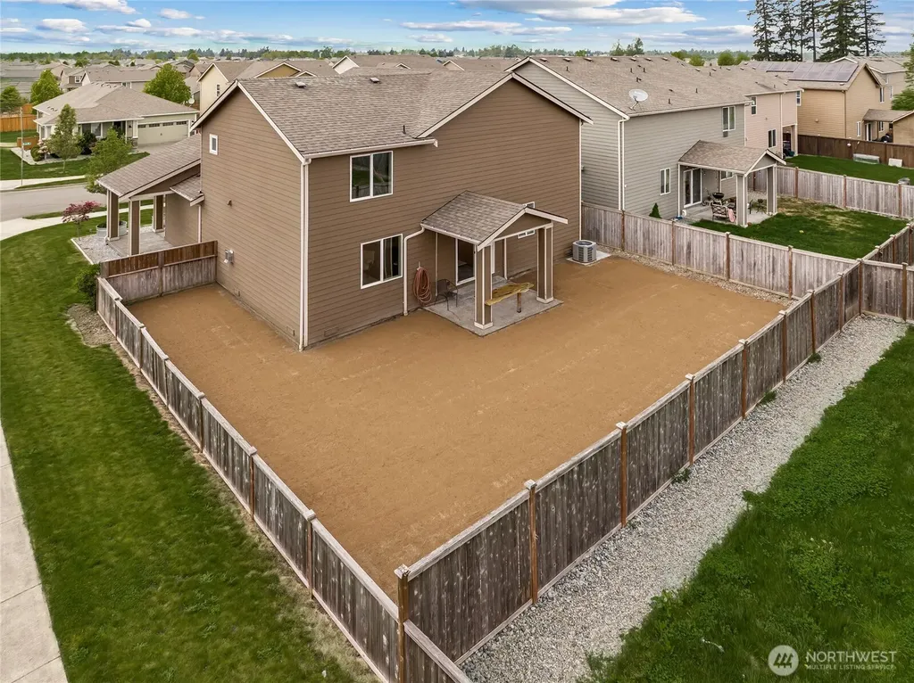 201 Grennan Lane N Enumclaw WA 98022