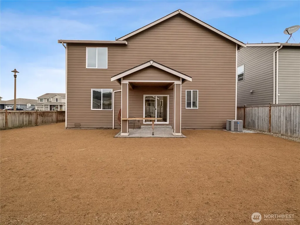 201 Grennan Lane N Enumclaw WA 98022