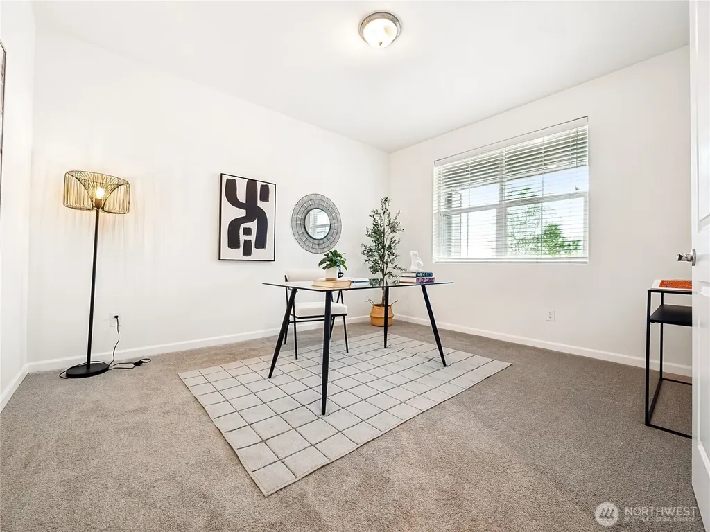 201 Grennan Lane N Enumclaw WA 98022