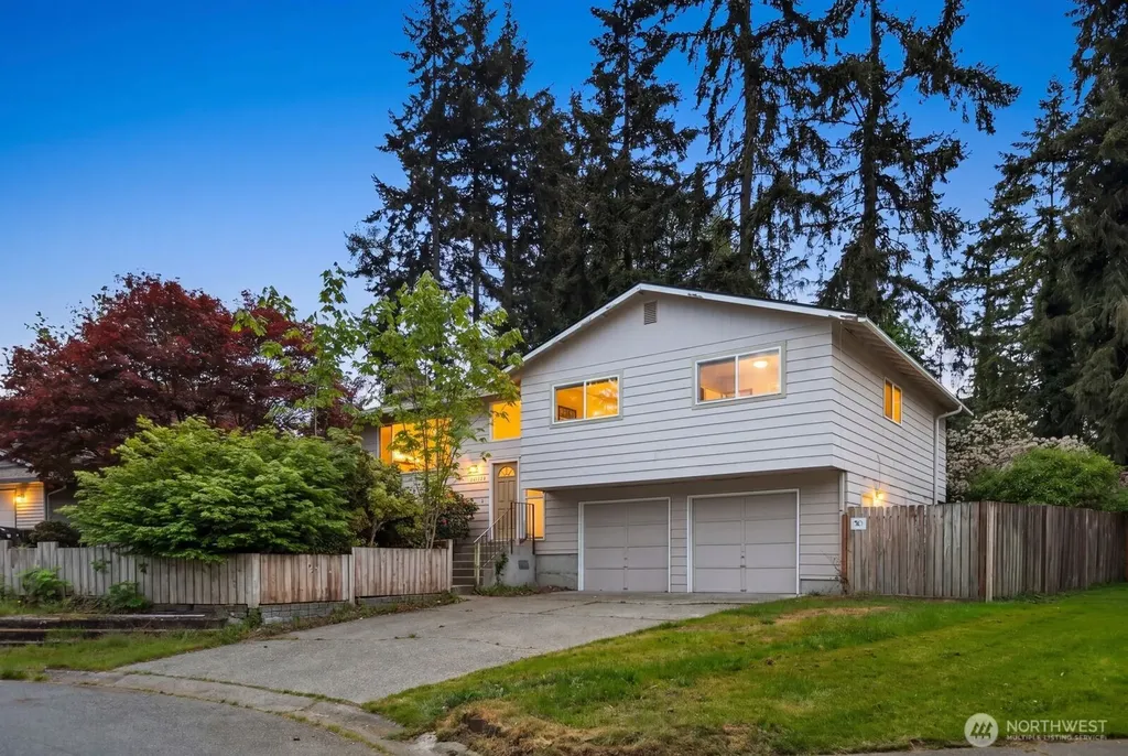 21627 9th Place W Bothell WA 98021